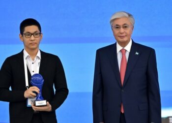 Токаев наградил победителей конкурса AI SANA Generative Nation