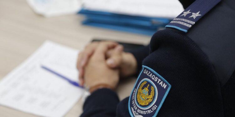 Стриптиз в Казнете: полиция нашла всех участников