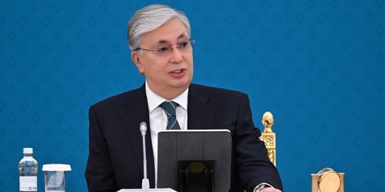 Токаев поздравил Головкина с новой должностью