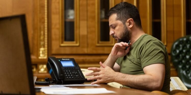 Коррупционный скандал в Украине: бизнес-партнёр Зеленского — в центре расследования НАБУ