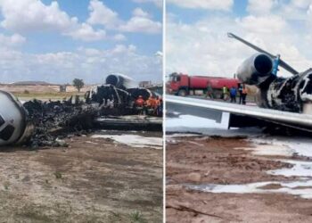 Самолёт с чиновниками рухнул при посадке в Конго