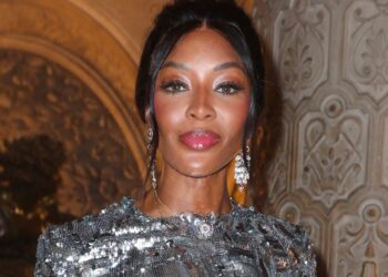 Супермодель Наоми Кэмпбелл встретилась с Папой Римским