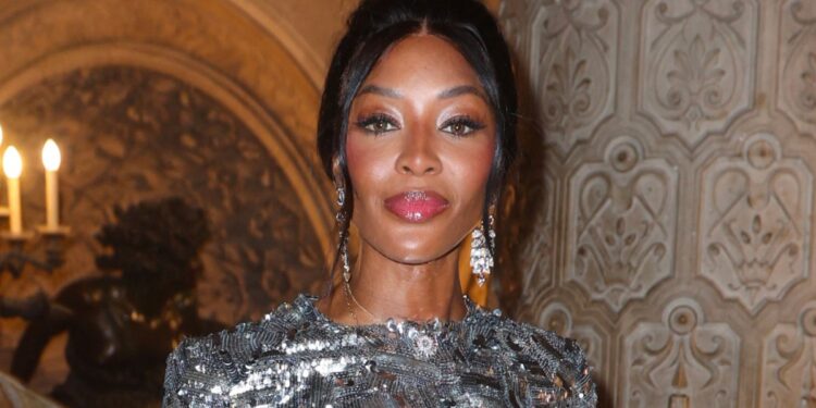 Супермодель Наоми Кэмпбелл встретилась с Папой Римским