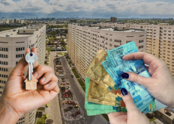 Мы платим за квартиры, но документы на них получить не можем