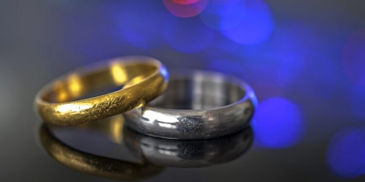 Японка вышла замуж за персонажа, созданного в ChatGPT (ВИДЕО)