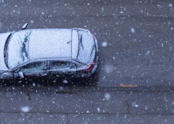 Метели и дожди со снегом ожидаются на выходных в Казахстане