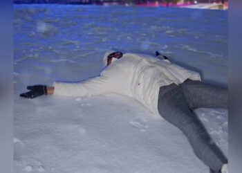 Российский блогер-миллионер обрадовался снегу в Астане и распиарил столицу Казахстана