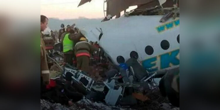 Крушение самолета Bek Air: в Алматы вынесли приговор по делу