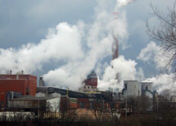 Казахстан усиливает меры по сокращению выбросов углерода и метана