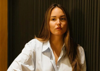 Бывшая жена боксёра Бивола подралась с его отцом (ВИДЕО)