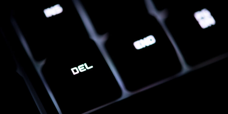 Отменили и стёрли: как Казахстан вычеркнул Шакенти из шоу-бизнеса