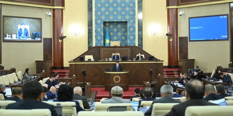 Эксперт назвал плюсы работы парламента в однопалатном формате