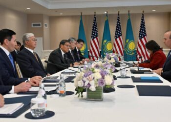 В Вашингтоне прошли переговоры Токаева с главой совета директоров Chevron