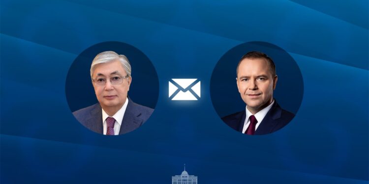 Токаев поздравил народ и президента Польши с Днём независимости