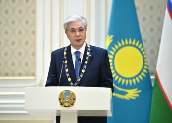 Высшую награду Узбекистана вручили Касым-Жомарту Токаеву (ВИДЕО)