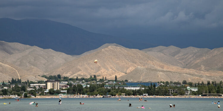 Мажилис ратифицировал соглашение о курортных объектах на Иссык-Куле