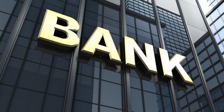 Что станет с кредитами в Казахстане? Сенат вернул в Мажилис закон о банках