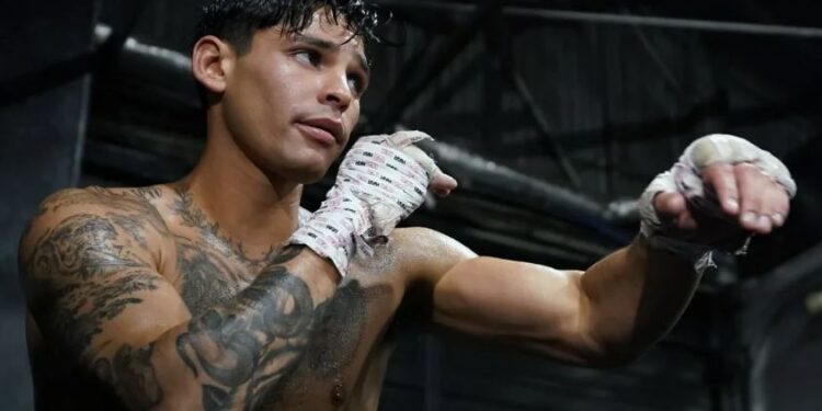 Боксёр из США нелестно высказался про Головкина и сразу извинился перед казахстанцами