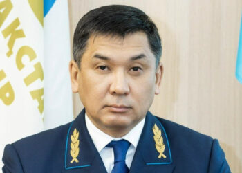 Глава КТЖ растерялся на вопросе о долгах и отдал слово заму