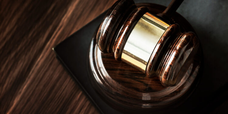 Суд по гибели девочки в стоматологии: отвод судьи отклонен (ВИДЕО)