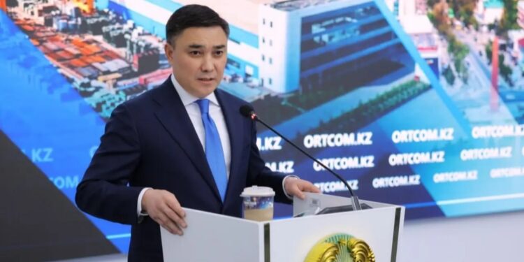 Аким Шымкента впервые прокомментировал стрельбу в Берденова