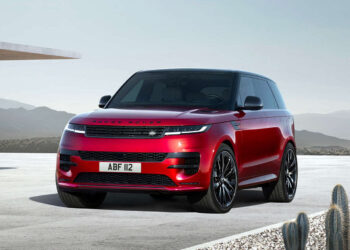 На 8 лет посадили частного судоисполнителя за автомобиль и 370 млн тенге