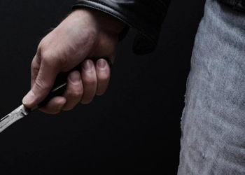 Студент напал с ножом на преподавателя в Алматы