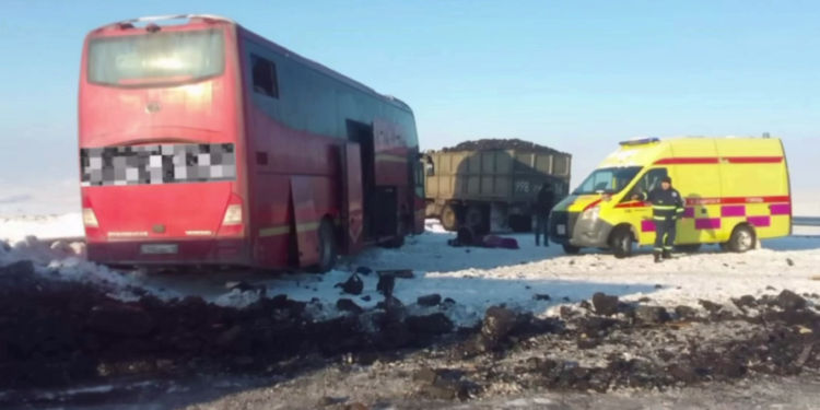 ДТП на трассе Алматы – Усть-Каменогорск: погиб водитель автобуса