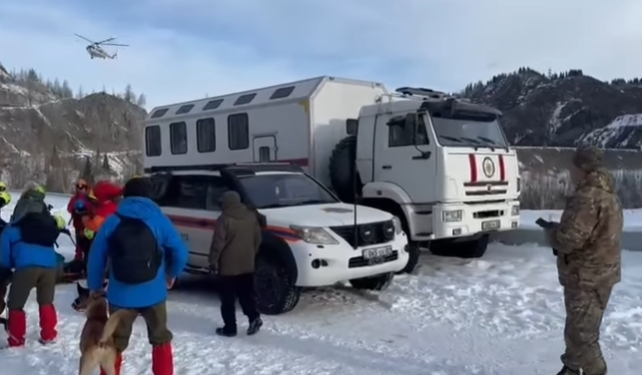 Три человека пропали в горах Алматы: один из них погиб, тело передали полицейским