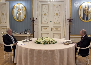 В Кремле состоялась встреча Путина и Назарбаева