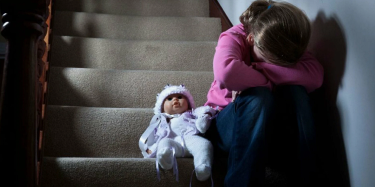 Ребёнок — не собственность родителей: где заканчивается воспитание и начинается насилие?