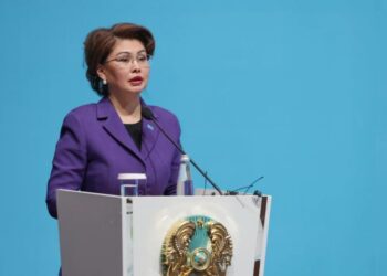 Аида Балаева поздравила волонтёров и пожелала им успехов на пути служения обществу