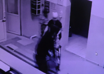 Дело об убийстве Айзат Джумановой: в суде показали шокирующие кадры из больницы