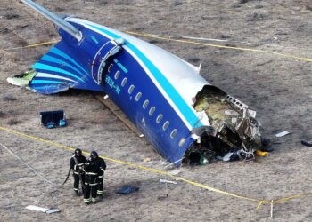 Отчёт по крушению самолёта AZAL под Актау опубликуют до конца года