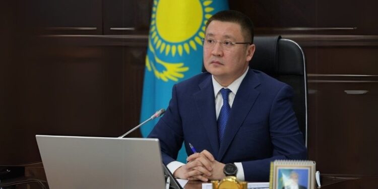 Все равны перед правосудием: аким Павлодарской области прокомментировал арест родной сестры