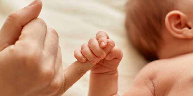 В Мангистауской области запретили партнёрские роды