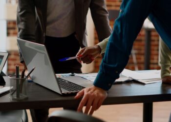 Сервисную модель налогового администрирования внедряют в Казахстане