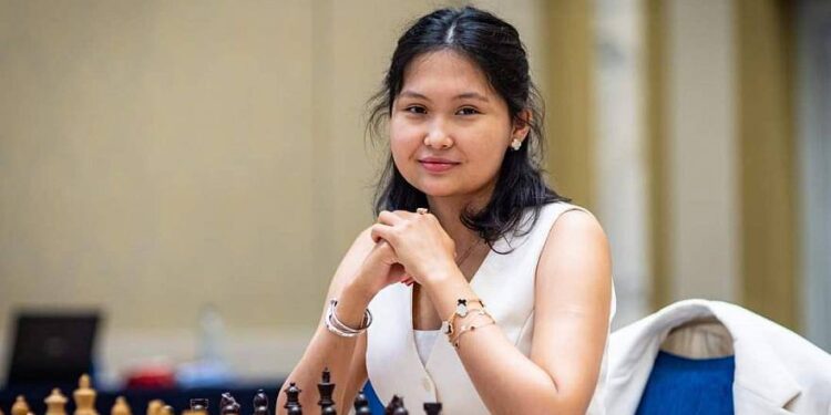 Бибисара Асаубаева выиграла третий чемпионат мира по блицу