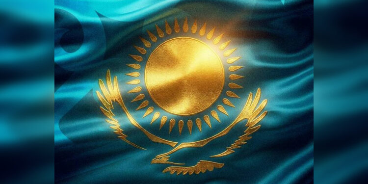 Токаев поздравил казахстанцев с Днём Независимости