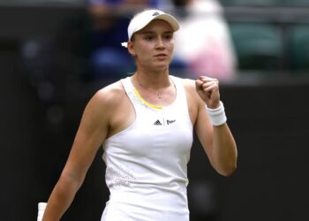 Елена Рыбакина вошла в топ-10 самых высокооплачиваемых спортсменок мира