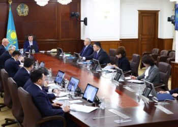 Бектенов: Доля обрабатывающей промышленности в структуре ВВП составляет 13%