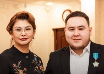 От «Грэмми» до «Құрмета»: Imanbek получил госнаграду