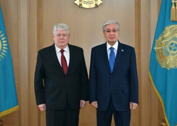 Токаев провёл встречу с послом России Алексеем Бородавкиным