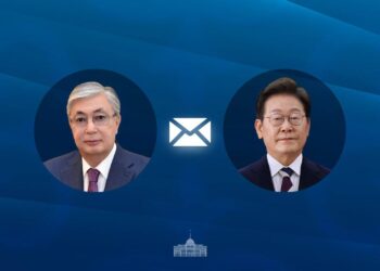 Токаев поздравил президента Южной Кореи с днём рождения