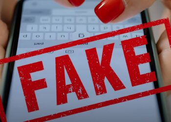 Фейковые сообщения вызвали панику в школьных чатах Караганды