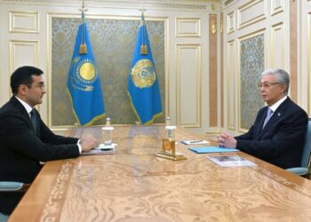 Токаев заслушал отчёт главы холдинга «Байтерек»