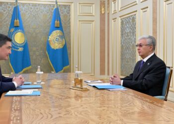 Что сделали власти для роста экономики и повышения благосостояния казахстанцев? Бектенов отчитался перед Токаевым