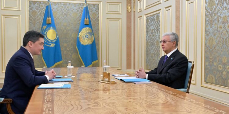 Что сделали власти для роста экономики и повышения благосостояния казахстанцев? Бектенов отчитался перед Токаевым