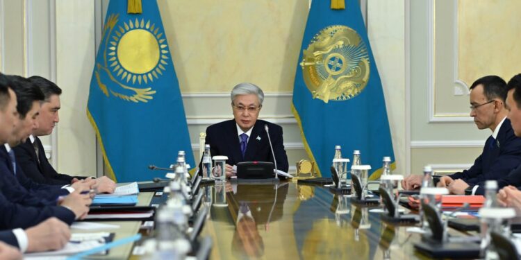 Токаев провёл заседание Совбеза по вопросам устойчивости энергетической системы