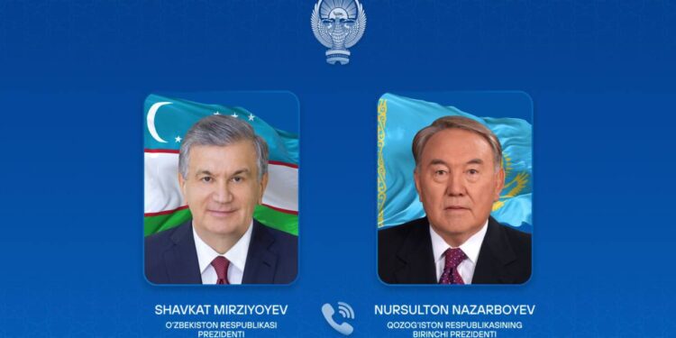 Назарбаев поговорил с Мирзиёевым по телефону после поездки в Кремль